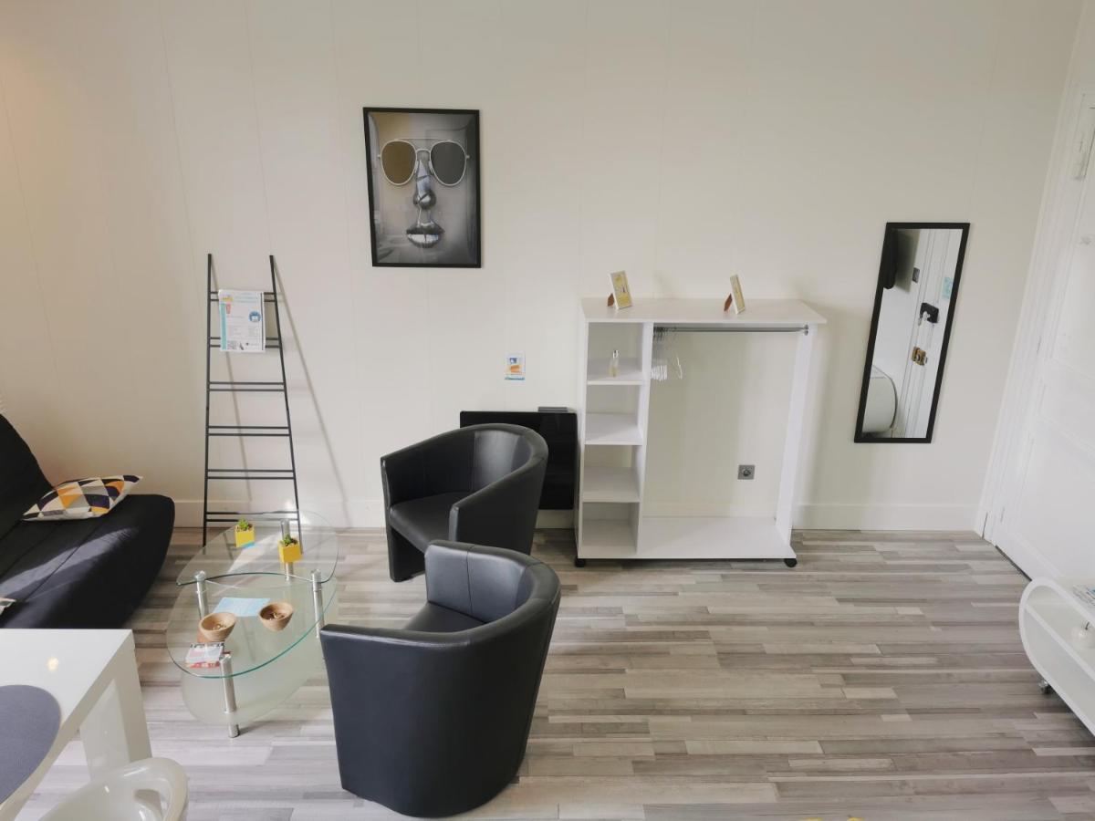 Vittel Loc'S - Le 214, Classe 3 Etoiles Osez L'Experience Dış mekan fotoğraf