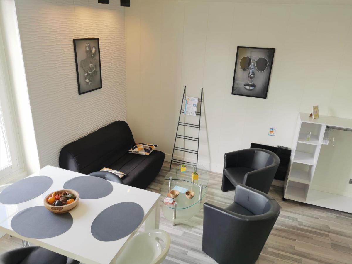 Vittel Loc'S - Le 214, Classe 3 Etoiles Osez L'Experience Dış mekan fotoğraf
